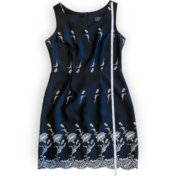 Vintage Caren Désirée Satin Mini Dress 90’s Embroidered Size 10 - Picture 10 of 12